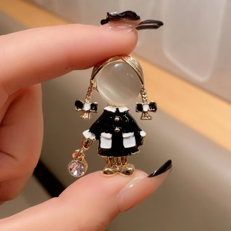 Women Jewelry Accessories For Black Dress - 절묘한 귀여운 소녀 블랙 에나멜 브로치