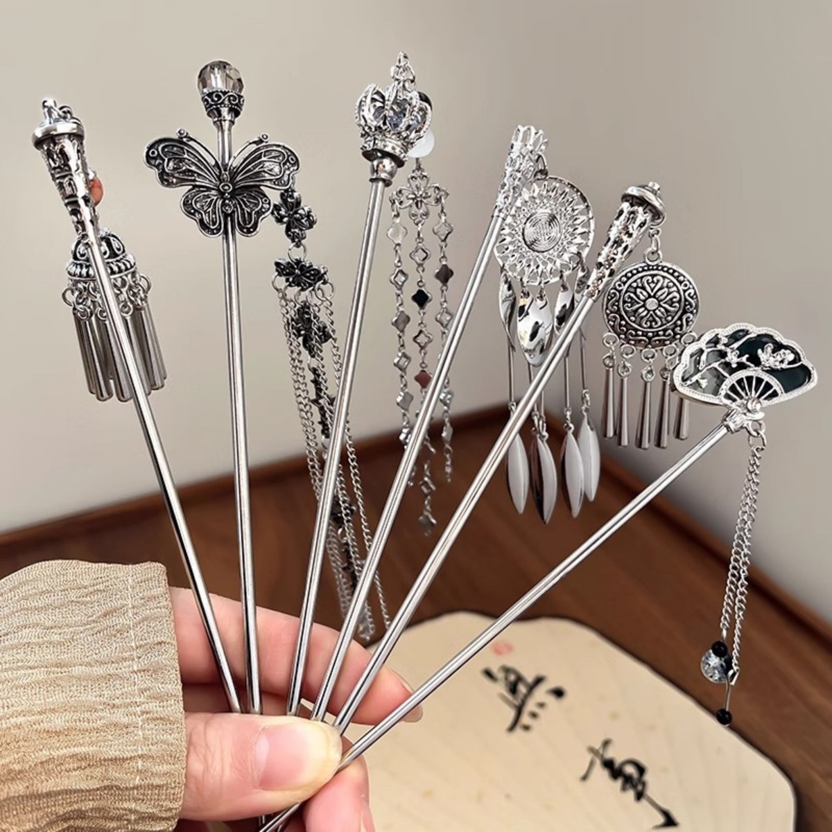 우아한 여성의 머리핀 골동품 실버 나비 술 머리 스틱  - Pearl Hair Pin 리뷰 및 가격