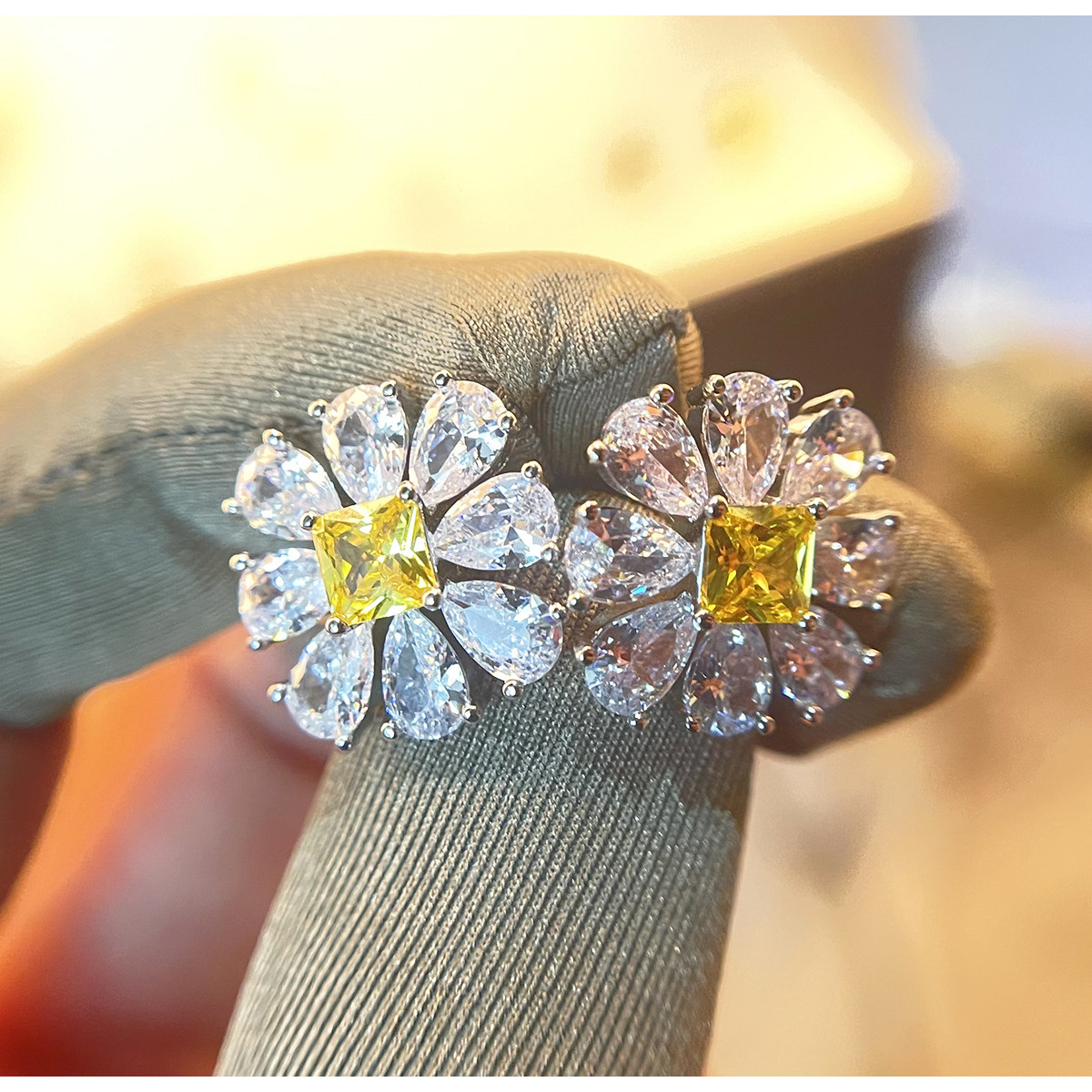 925 스털링 실버 빅 플라워 스터드 귀걸이, 여성용  - Statement Earrings Oversized 리뷰 및 가격