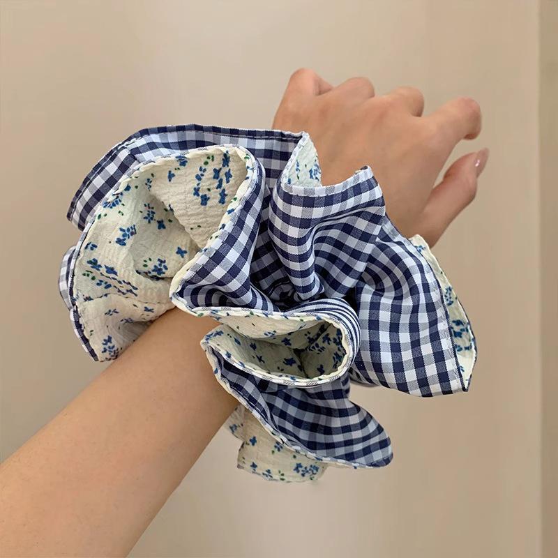 2026 새로운 1/3개 양면 꽃무늬 깅엄 체크 스크런 - Women'S Accessories New Look 리뷰 및 가격
