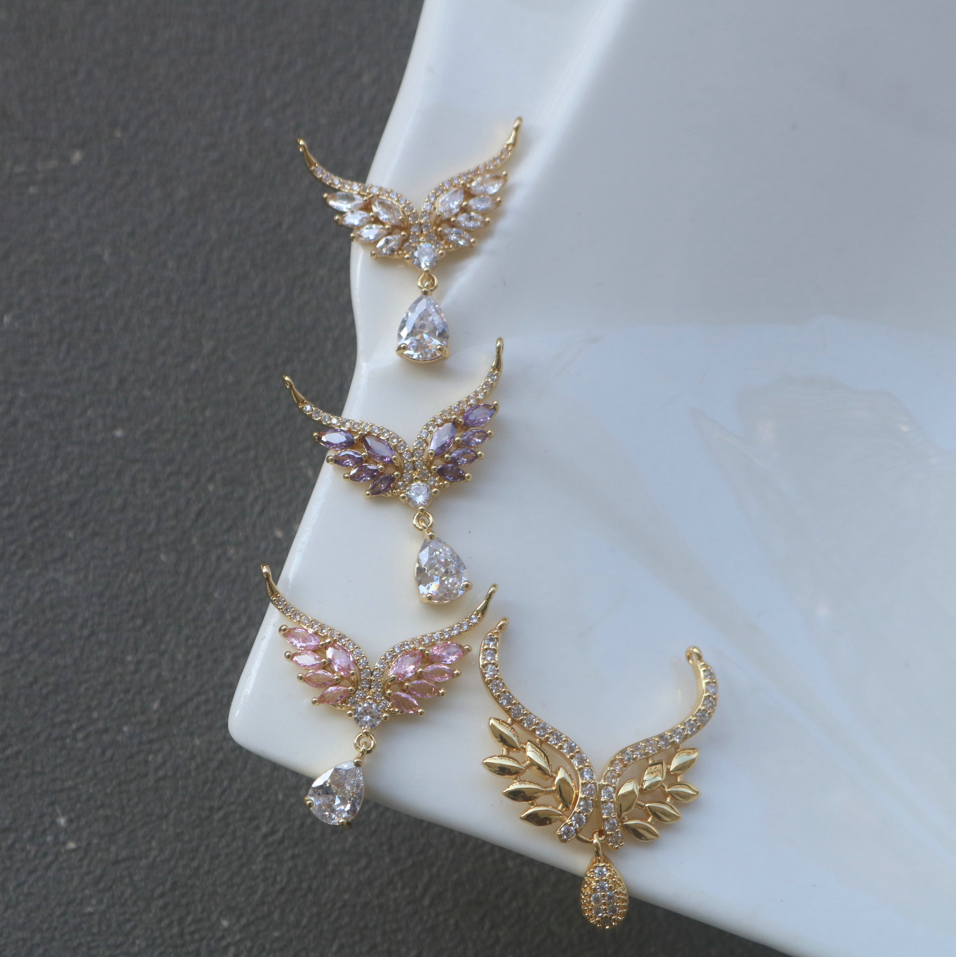 10개/봉지 새로운 색상 보존된 인레이드 지르콘 뿔 날 - Women Accessories Dropshipping 리뷰 및 가격